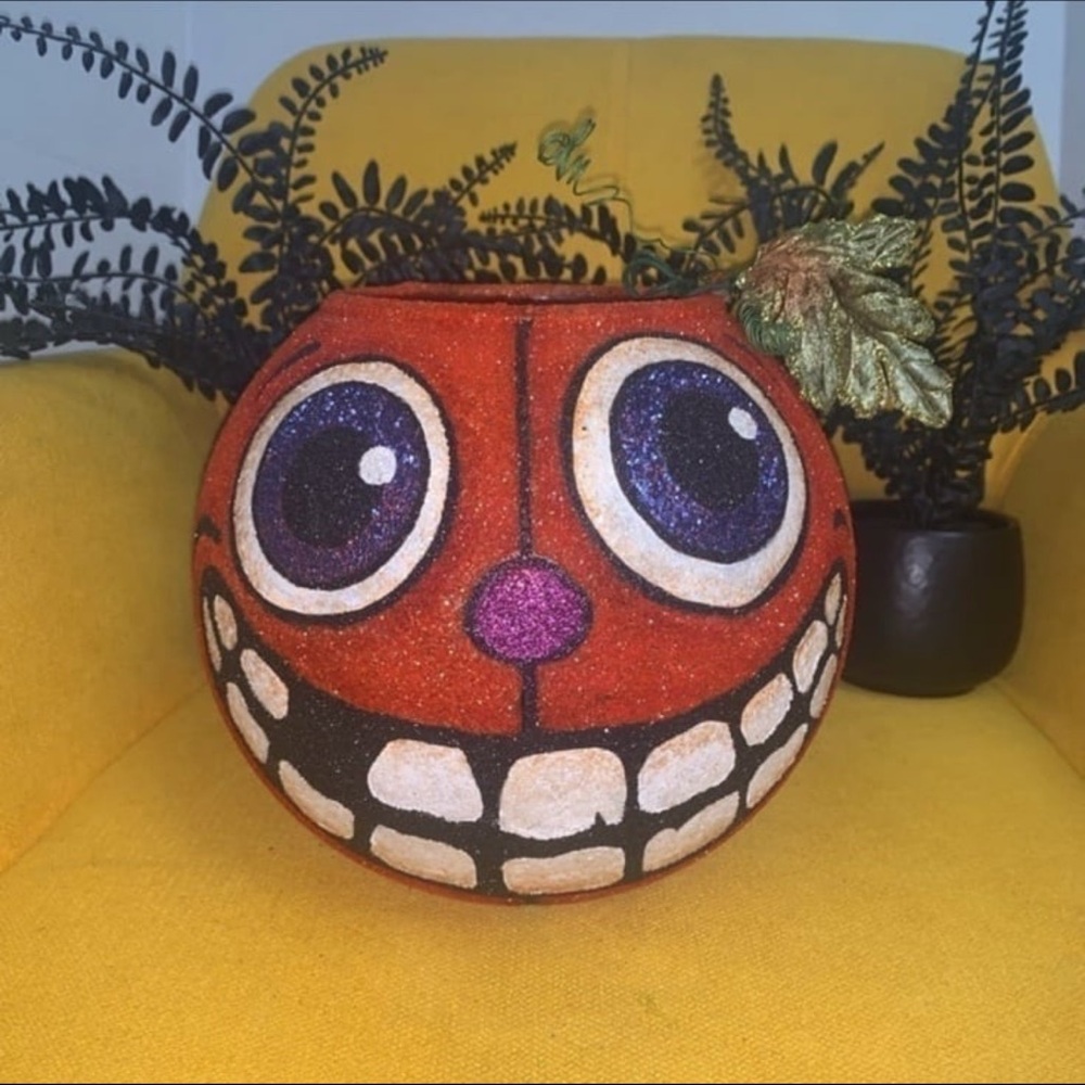 Katherine’s Collection Halloween Silly Glitter Glass Pumpkin Face candle Holder